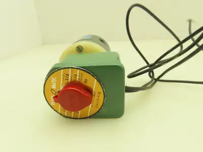 Plast-o-matic EUC1B4G6 Solenoid Valve PVC 2-Way 1/8" NPT NC 120V Coil 40PSI Asco