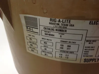 USED RIG-A-LITE BALLAST W/ SGL40T GLOBE