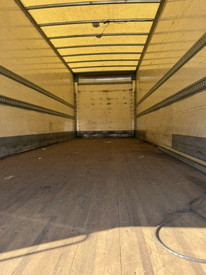 Used 2005 FREIGHTLINER BUSINESS CLASS M2 26' BOX TRUCK Box trucks Ohio US | Miedema Asset Management Group #1709406
