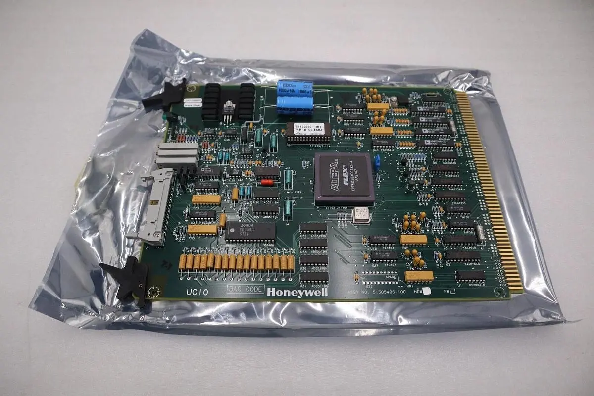 NEW HONEYWELL 51305406-100 UCIO PC BOARD UNIVERSAL I/O MOD STOCK G879