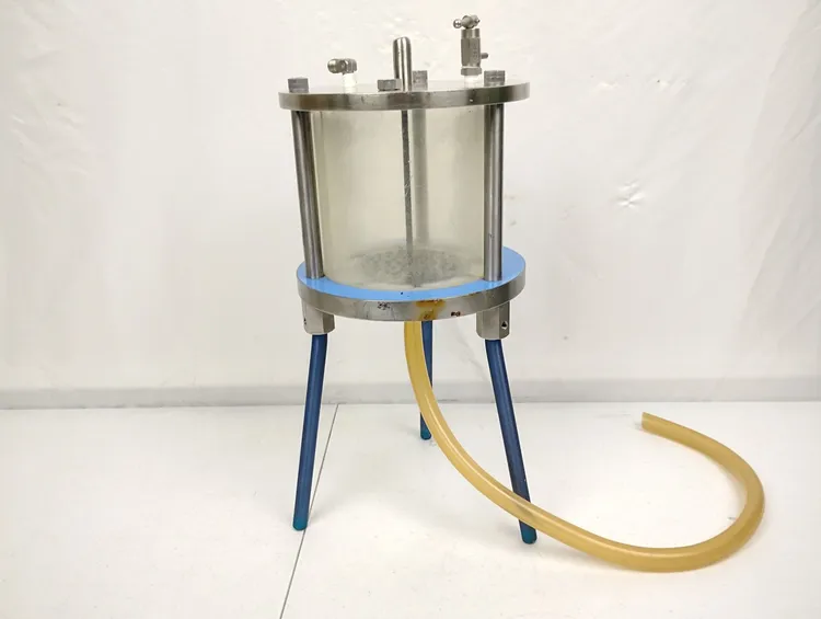 Used MILLIPORE 142MM UF Cell 125 PSI Pressure Vessels US | Sporadic Surplus LLC #1058405
