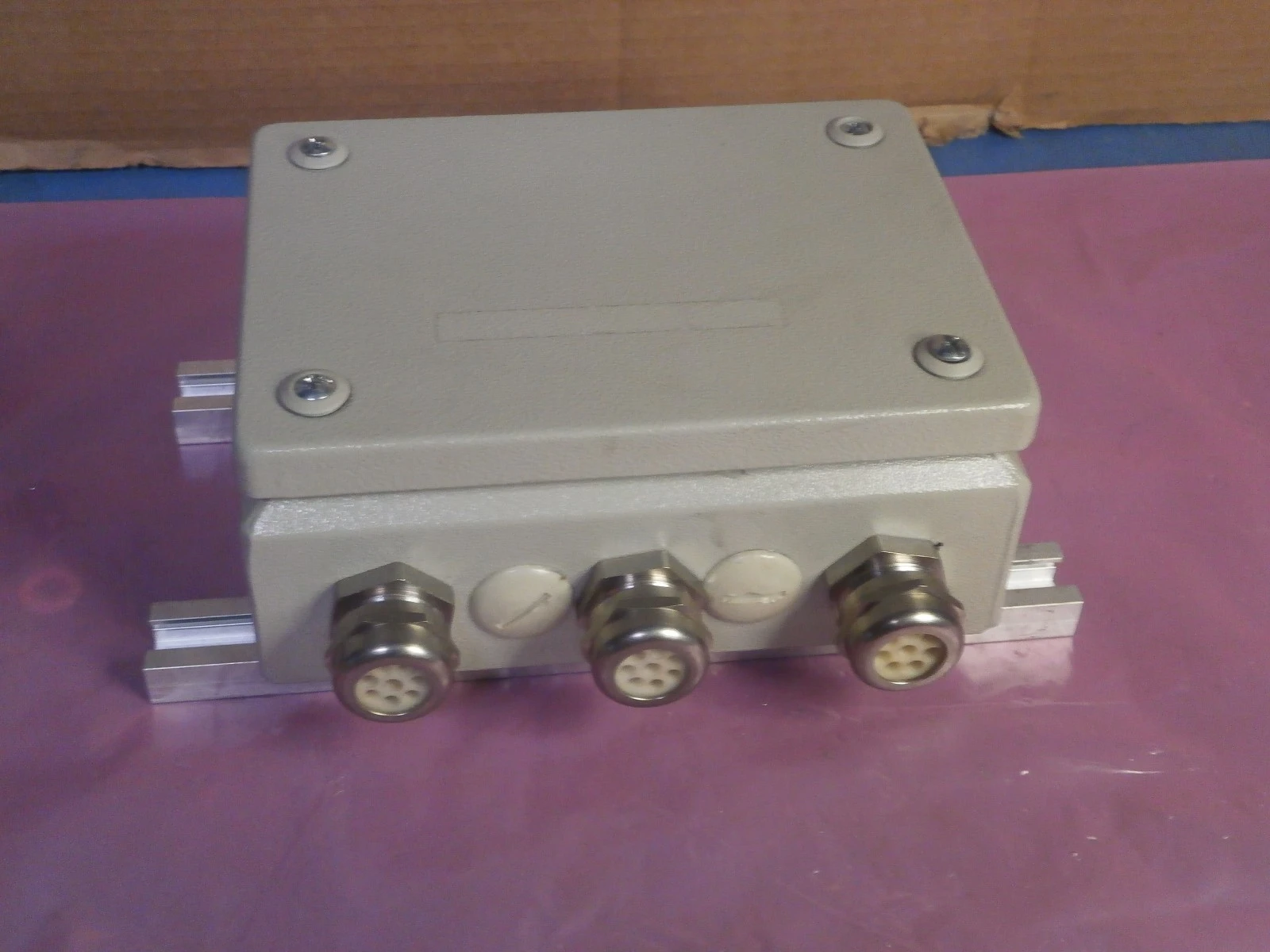 USED Rittal KL 1528 WITH Weidmuller   BLOCKS