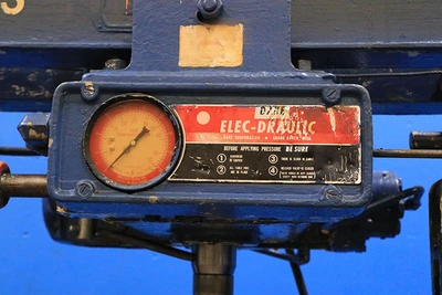 USED Dake 5-075 Elecdraulic