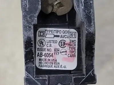 USED SQUARE D QOB115