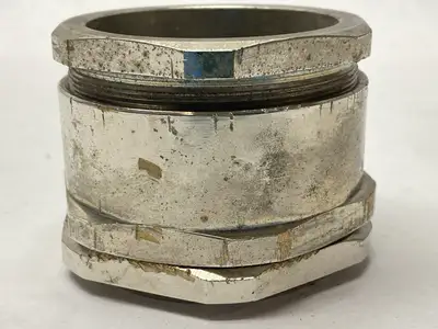 USED ROXTEC ROUND CABLE ENTRY MISSING SEAL
