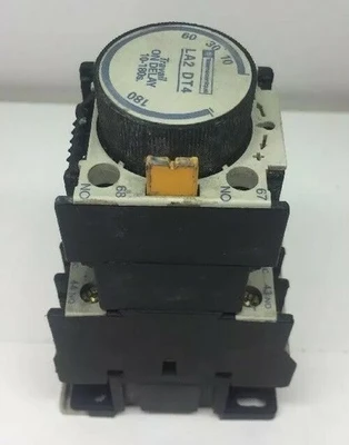 USED Telemecanique LA2 DT4