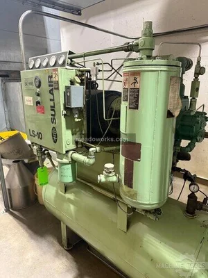 Used SULLAIR LS-10 Rotary Screw & Sliding Vane Air Compressors Illinois US | Meadoworks #1492193