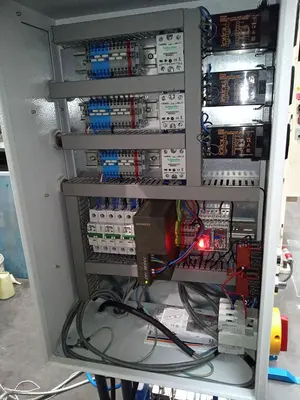 USED ARLO MODIFIED 25 TON PRESS