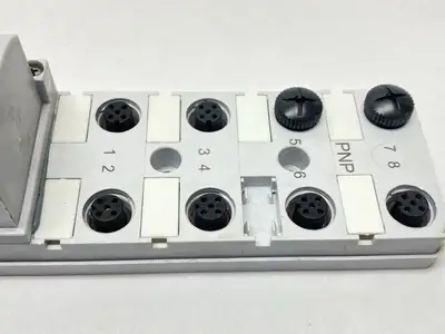 USED AUTOMATIONDIRECT ZIPPORT JUNCTION BLOCK 8-PORT M12 5-PIN 3A 48V