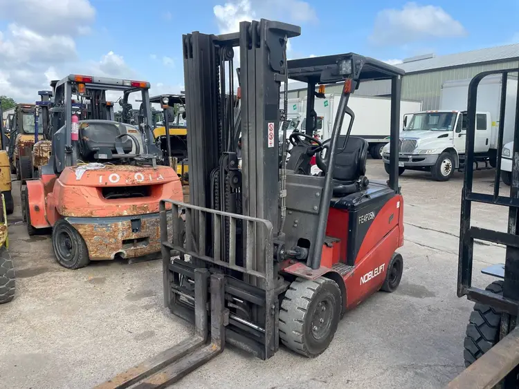 Used 2017 NOBLELIFT FE4P55N 4-Wheel Sit down Electric Counterbalance Forklifts Texas US | TB Forklifts #1274891