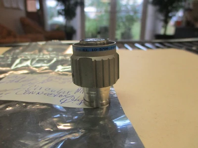 NEW Amphenol 10-578912-98N