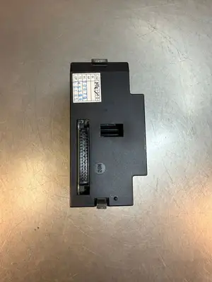 Ge - General Electric IC693PWR330J Power Supply 120/240 Vac (9.3.4)