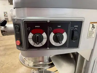 Used Hobart Legacy HL600-1 Planetary Mixers Illinois US | Falcon Restaurant Supply #1375025