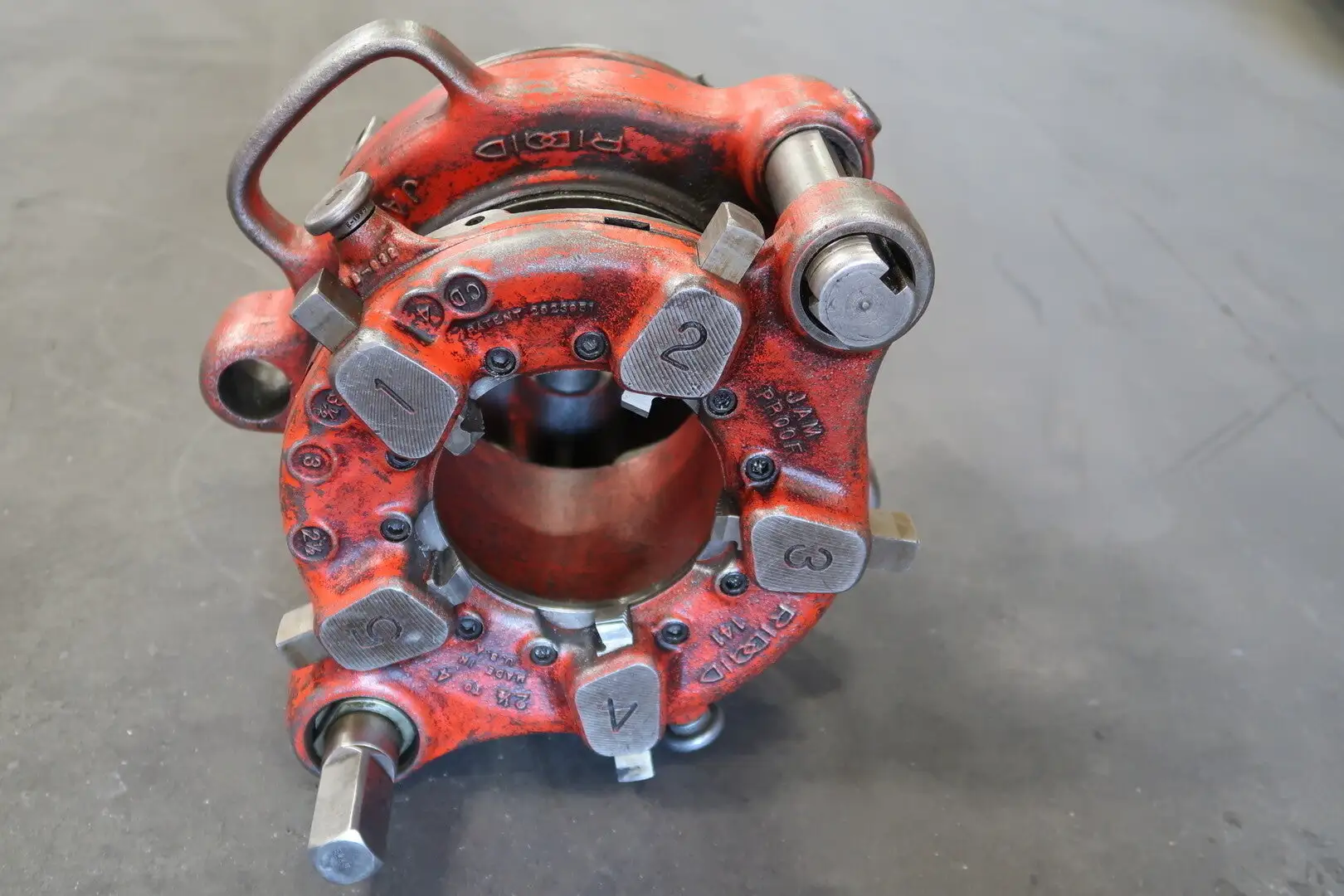USED RIGID DC410