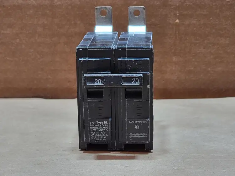 Used SIEMENS B220 Switchgears British Columbia CA | Lenmark #835457