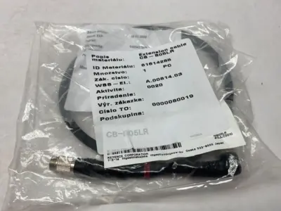 NEW KEYENCE EXTENSION CABLE L-SHAPED 0.5M LENGTH