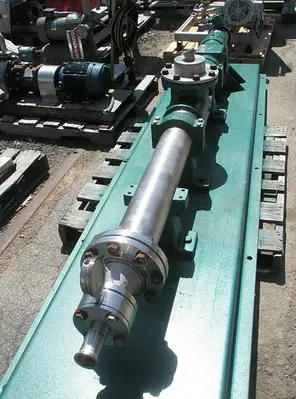 Pump, Moyno, 2 HP, 5", S/st, Type 3M8 SSR, #C618539