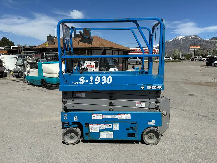 Used 2015 GENIE GS-1930 Scissor Lifters Utah US | Global Remarketing #1285310