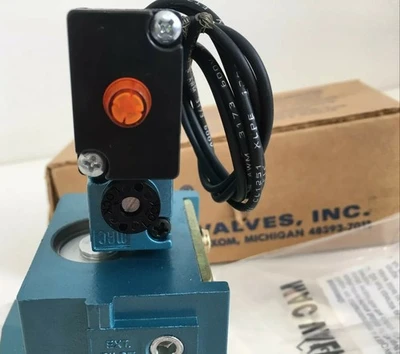 NEW MAC VALVE 56C-13-617AA