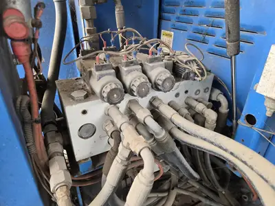 USED 1997 GENIE S60