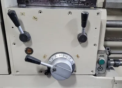 VICTOR 2080G Lathes, Gap Bed | Machinery Central (9)