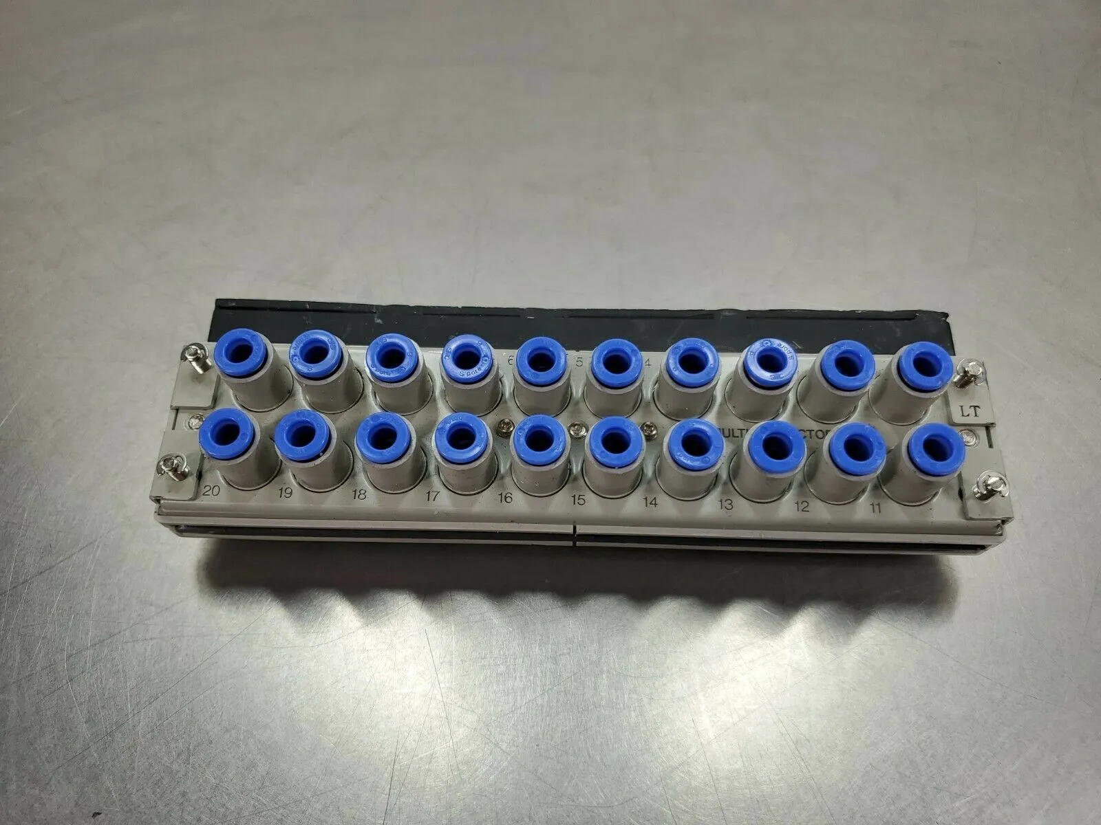 SMC 20 Port Multiconnector. 6C