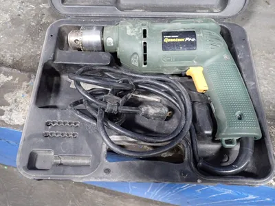 Black & Decker  Corded Drill