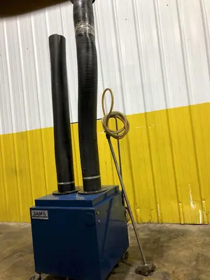 SENTRY AIR SYSTEMS MULTI-OPERATOR FUME EXTRACTOR: STOCK 16574