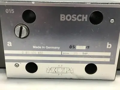USED BOSCH 0 811 404 832