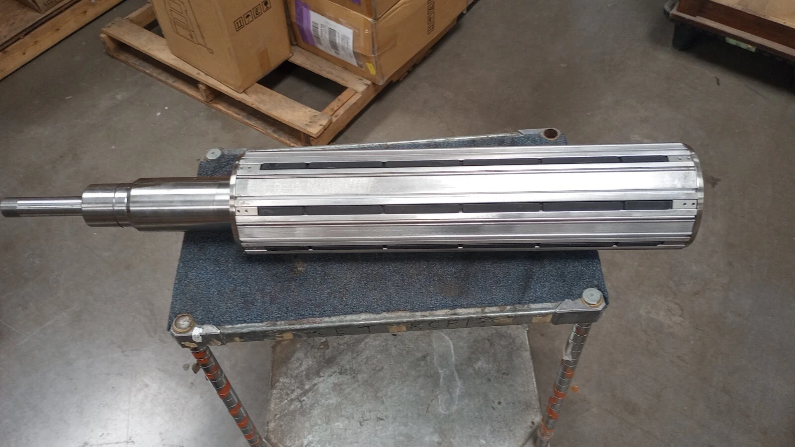 NEW Maxcess Fife -Tidland Series 2000M  external element  expansion shaft