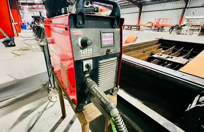 USED 2011 LINCOLN ELECTRIC TORCHMATE
