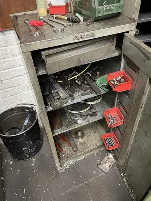 USED BUCH DCM-200 4/40 SPRING MAKING