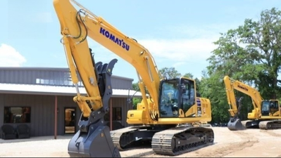 USED 2023 Komatsu PC210 LC-11
