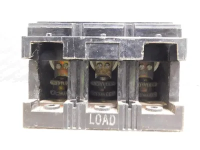 General Electric TB63F Tri-Break Circuit Breaker 200kA@600VAC 100kA@250VDC Used