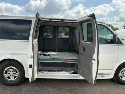 Used 2005 GMC SAVANA Vans Michigan US | Miedema Asset Management Group #1320387