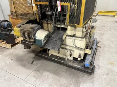 40 TON RLM MODEL #R40 4-POST CUTOFF PRESS & SERVO DIE ACCELERATOR: YOBRO #23887