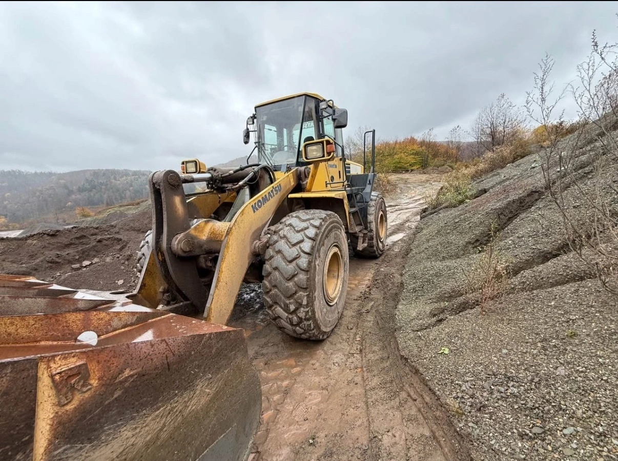 USED KOMATSU WA400-5