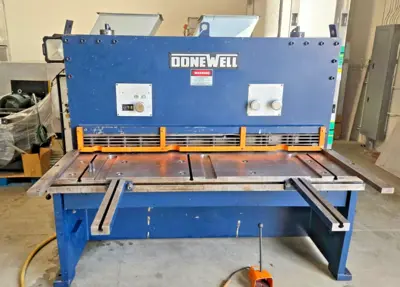 _UNKNOWN_ Amada CSH-220 Sheet Metal Shears | Amiron Machinery (2)