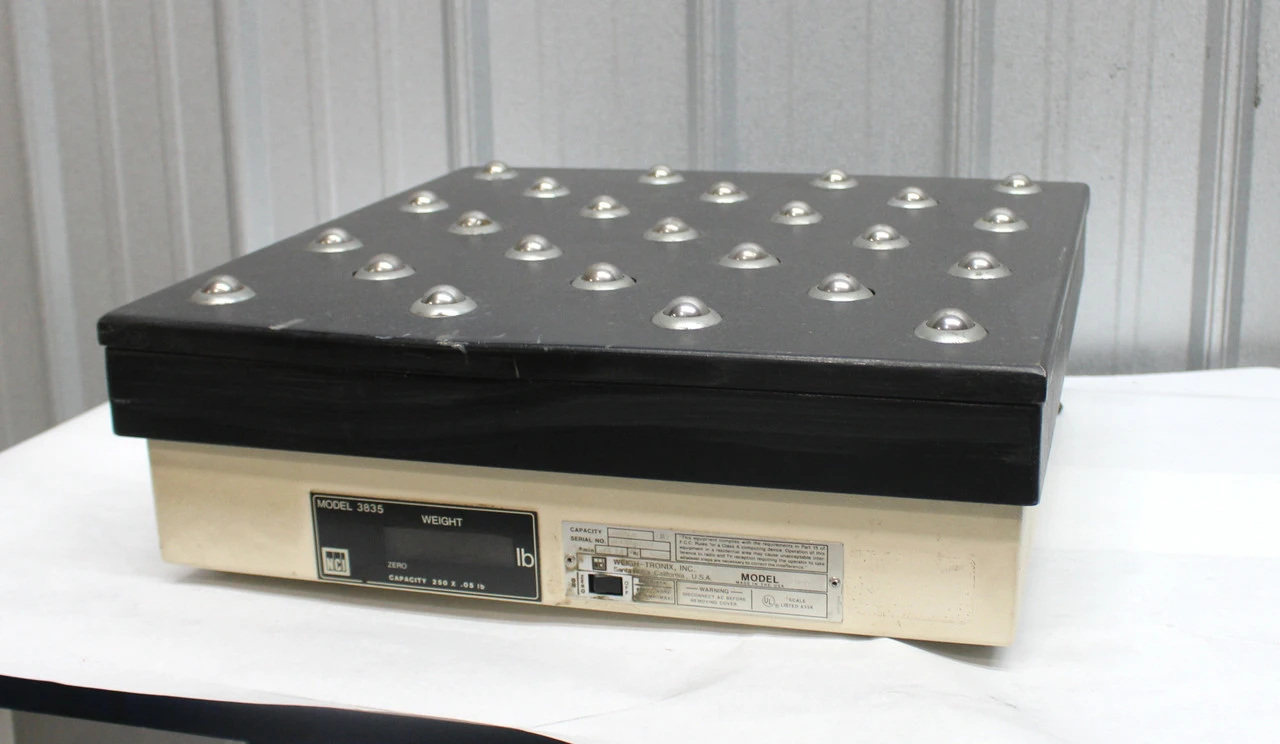 USED WEIGH-TRONIX 3835