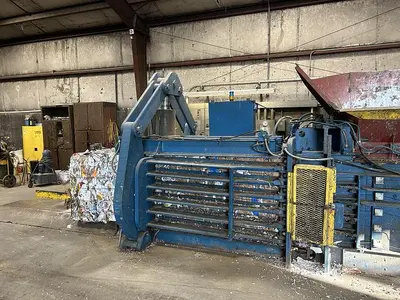 USED AMERICAN BALER 8043 12-150F AUTO-TIE BALER