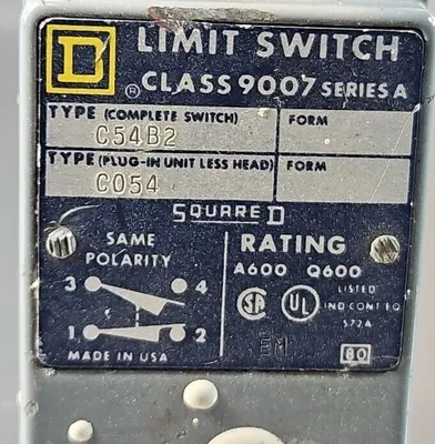 SQUARE D 9007 C54B2 Ser A LIMIT SWITCH. Loc5D-17