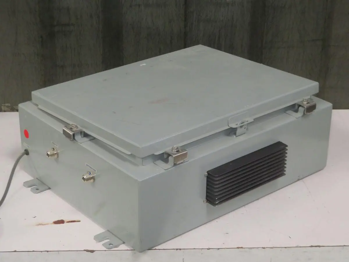 Used _UNKNOWN_ _UNKNOWN_ Broadband Amplifiers Texas US | Aucto #1509955