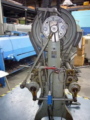 USED SCHULER 35 TON