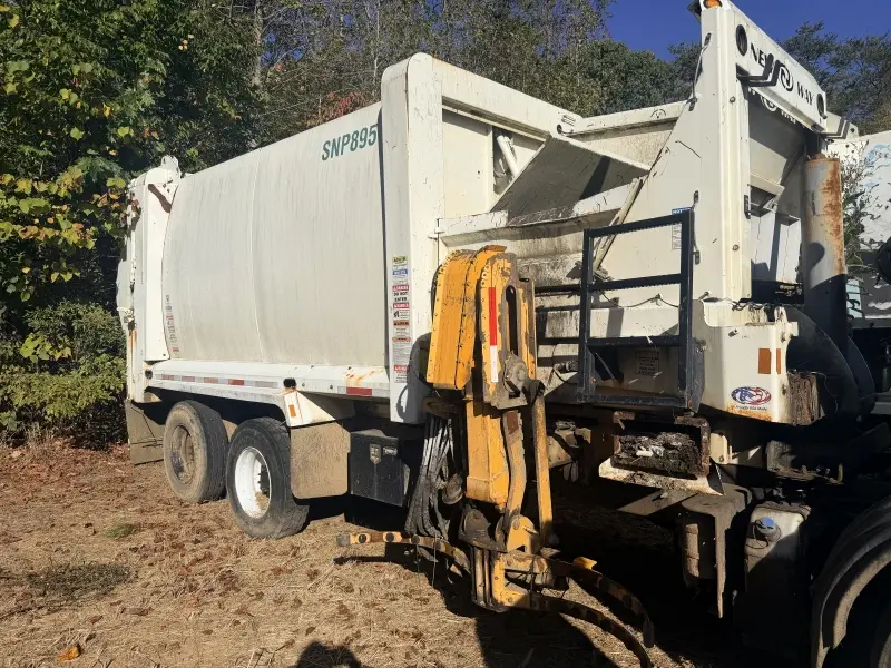 Used 2016 NEW WAY TRASH Garbage trucks North Carolina US | Levan Equipment #1573979