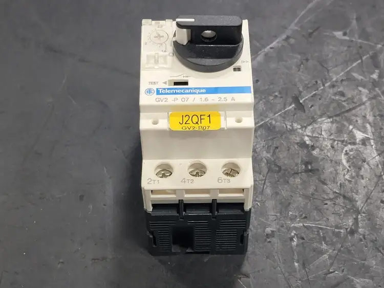 Used TELEMECANIQUE GV2P07 Switchgears British Columbia CA | Lenmark #240860