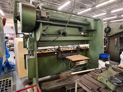 CHICAGO 810L Press Brakes | Levy Recovery Group (4)