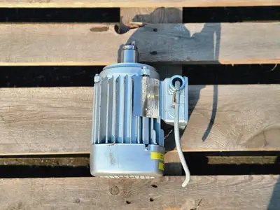 USED VEM MOTORS IE3-W41R-71-G
