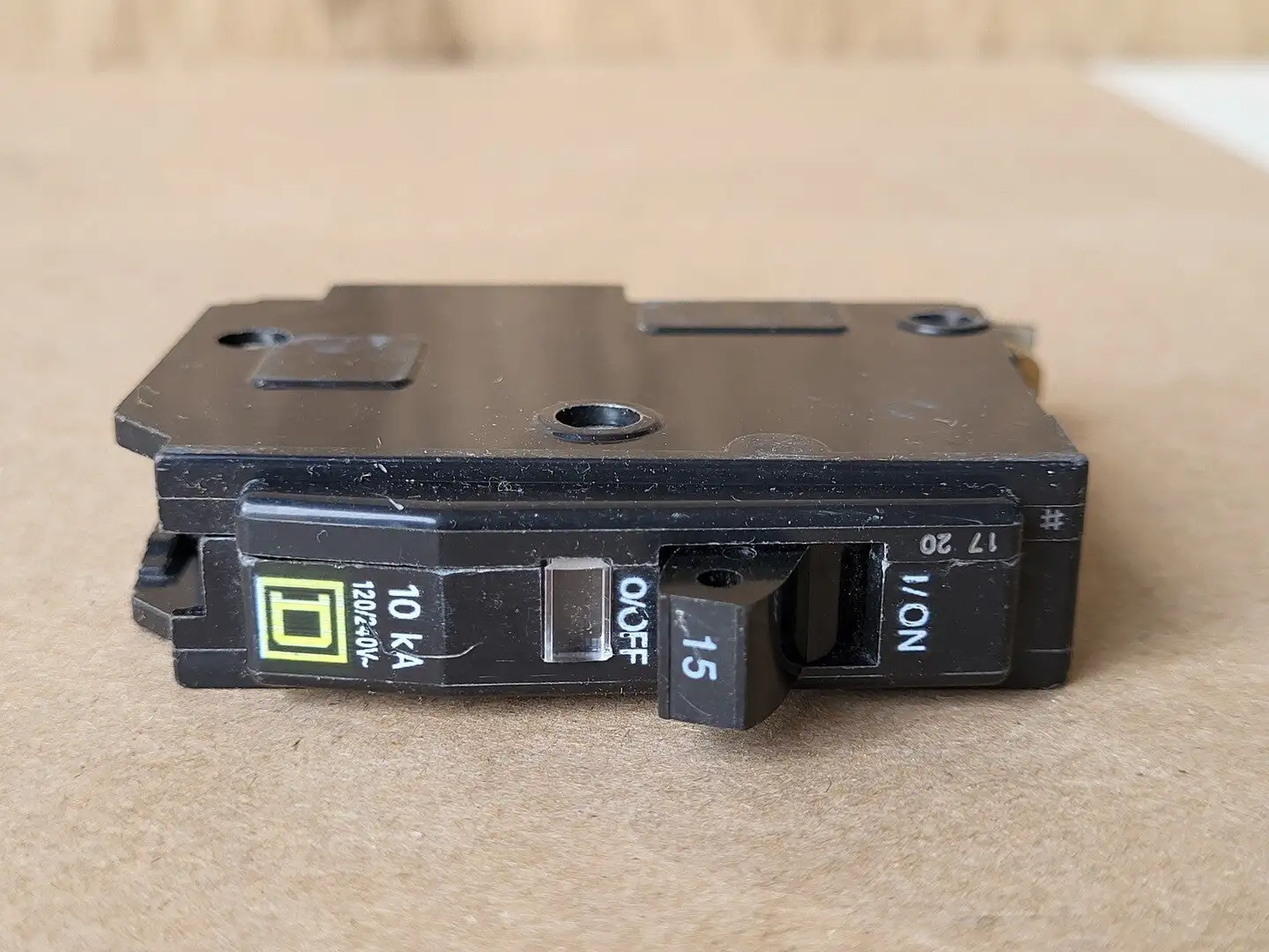 USED SQUARE D QOB115