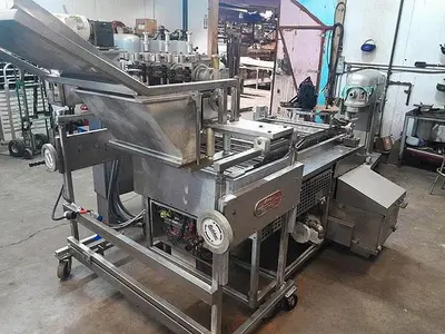 BELSHAW DD200 / C300 Donut Fryer System | Harvest Equipment and Fabrication Inc (3)