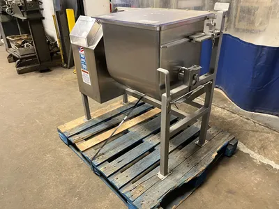 USED DANIELS FOOD EQUIPMENT DMX QUAD 100
